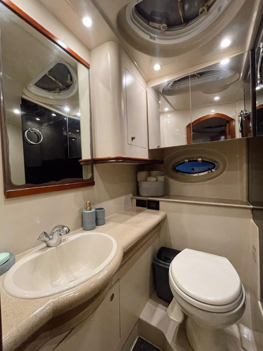 Imagen 10 de 12 de Yate Cruisers Yachts Express 37 Lv2294