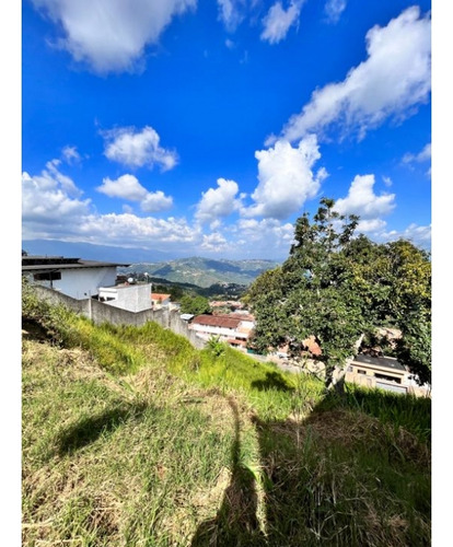 Se Vende Terreno 1756m2 Alto Hatiilo 1235