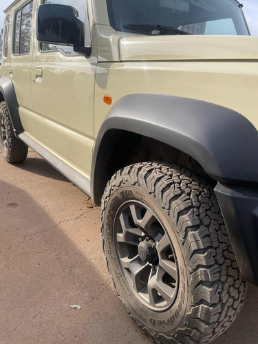 Suzuki Jimny 1.5 Glx At 5P