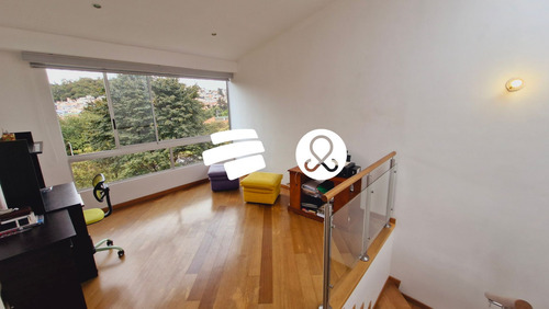 Casa En Venta En Cerros De Suba 4 Habitaciones