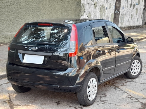 Imagem 7 de 15 de Ford Fiesta 1.0 Hb 2011 Excelente Estado Sem Entrada