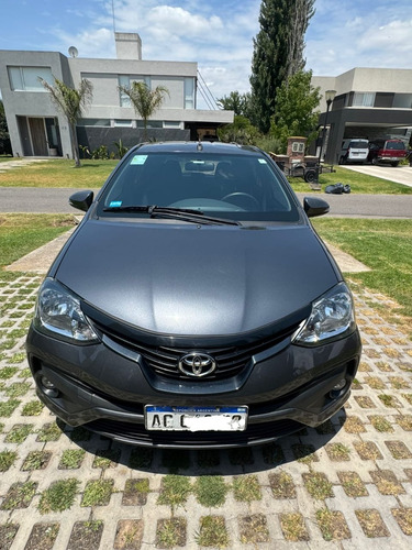 Toyota Etios XLS 1.5