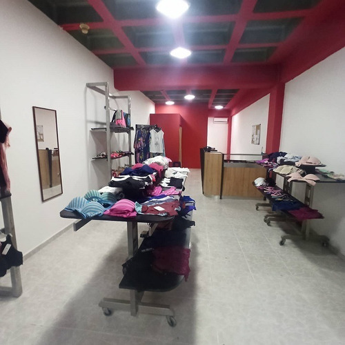 Imagen 3 de 13 de Local Comercial En La Casona