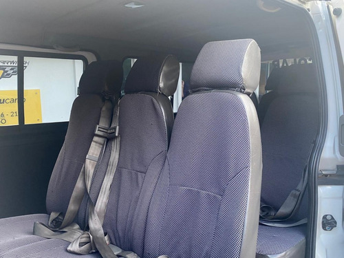 Nissan Urvan