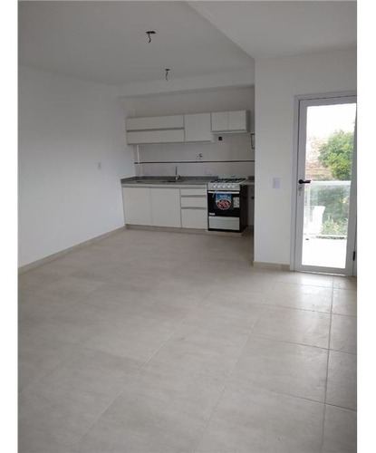Imagen 10 de 15 de Venta Departamento 2 Amb Con Balcón Y Terraza