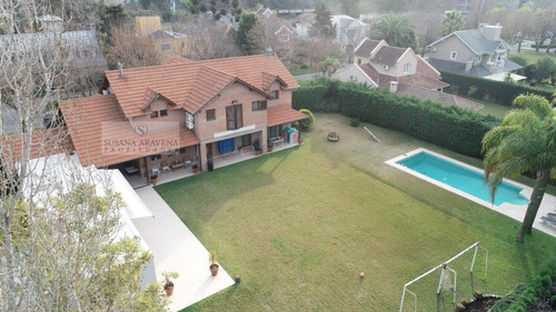 Imagen 3 de 25 de Casa En Venta - Club De Campo Pueyrredon