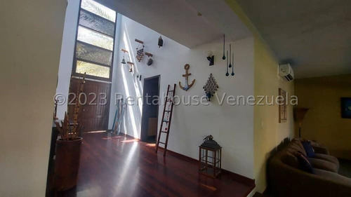Venta De Hermoso Inmueble En Casa Campo, Pampatar Isla De Margarita.