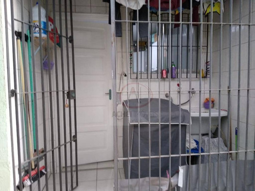 Apartamento Térreo, Com 2 Dormitórios , 1 Wc Vaga Demarcada, À Venda, 66 M² Por R$ 320.000 - Marapé - Santos/sp - Ap10541