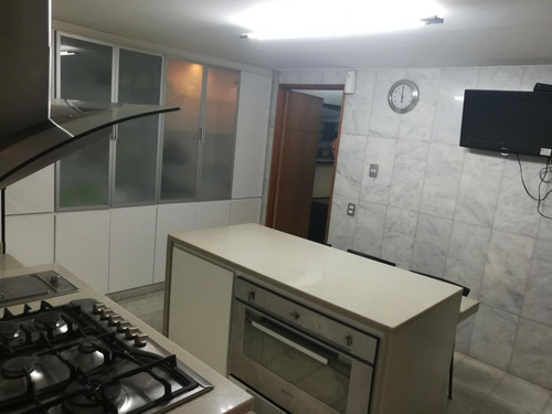 Imagen 6 de 10 de Alquiler Apartamento En Campo Alegre 21-155