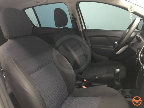 Imagem 11 de 15 de Renault Sandero 1.0 Expression 16v Flex 4p Manual