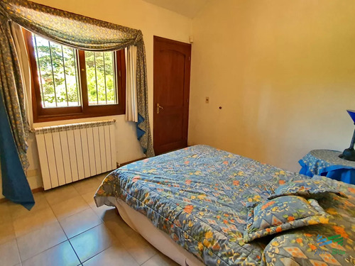 Vendo Casa 4 Dormitorios, Terreno 3.000 M2, Piscina, En Brava, Punta Del Este