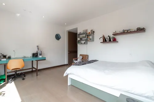 Apartamento En Venta En Chicó Navarra. Cod V9010