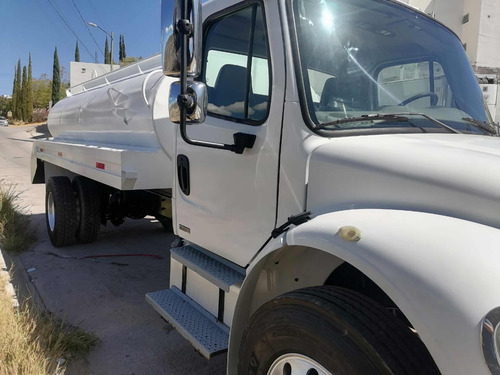 Camion Pipa De Agua De 10,000 Litros 2011 Rabon Thorton