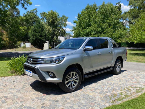 Toyota Hilux 2.8 Cd Srx 177cv 4x4 At 2017