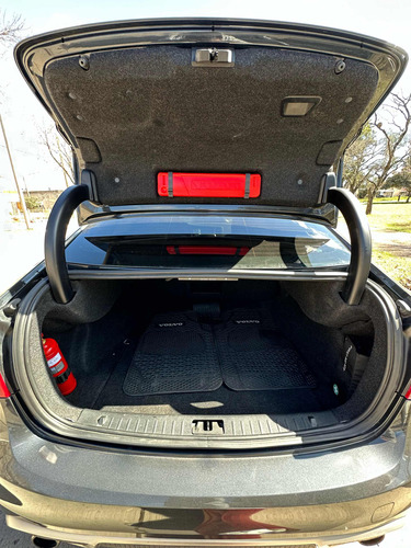 Volvo S60 2.0 T5 High Plus 240cv At