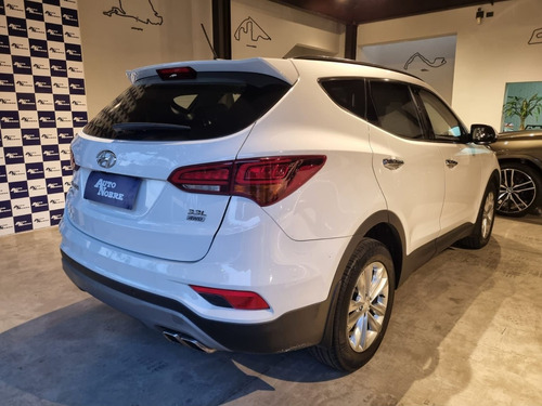 Hyundai Santa Fe 3.3 MPFI 4X4 7 LUGARES V6 270CV