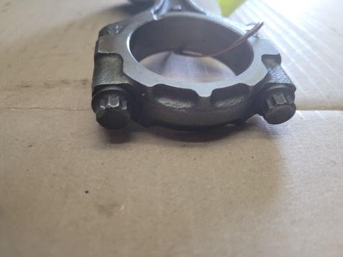 Piston Y Biela Kia Rio 1.6 Lts Piston 4 Medias Lunas (Usado)