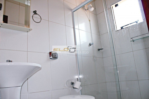 Imagem 21 de 30 de Casa Ampla Com Pátio E Edícula Em Forquilhinhas. - 3476