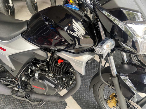 Imagen 24 de 25 de Honda Glh 150 No Titan Saullo Motors