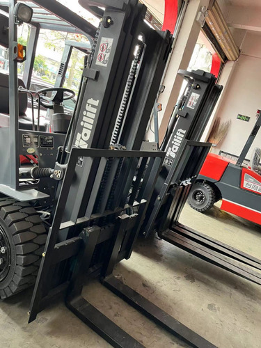Autoelevador Tailift 3 Toneladas Diesel