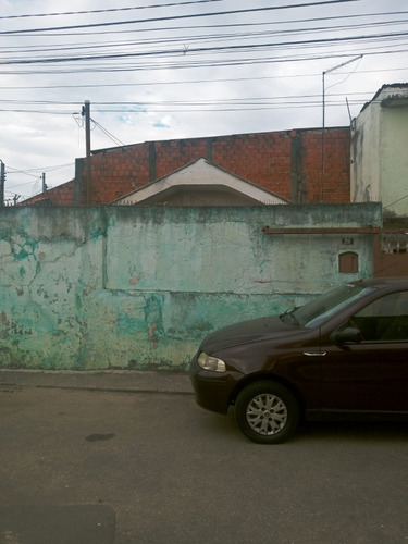 Terreno Com Uma Casa De 4 Cômodos E Um Sobrado De 3 Comodos