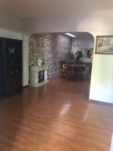 Imagen 4 de 26 de Chalet En Venta De 4 Ambientes Con Cochera En Temperley