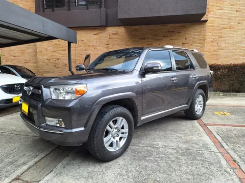 Toyota 4Runner 4.0 Limited Mecánica 275 hp