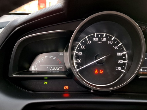 Mazda CX-3 R MT 2.0