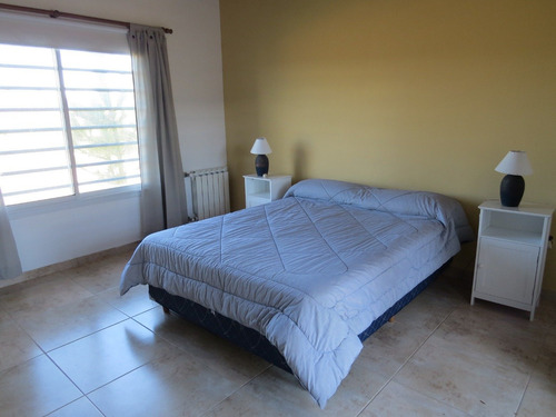Imagen 16 de 30 de Casa-venta-pinamar-uade-calidad Edilicia-4 Dormitorios + Play-gas Natural-cloacas