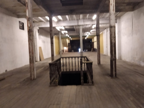 Imagen 12 de 14 de Gran Casa En Calle Colón Muy Buen Estado