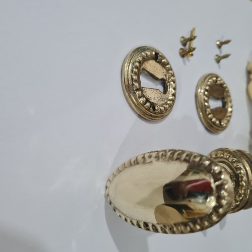 Picaporte Y Pomo Dorado Brillante En Bronce Macizo Artesanal