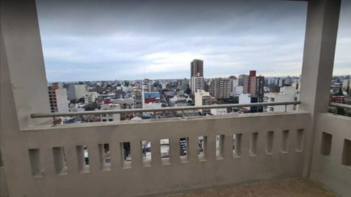 Imagen 5 de 6 de Venta Monoambiente Caseros Centro Cochera Baulera