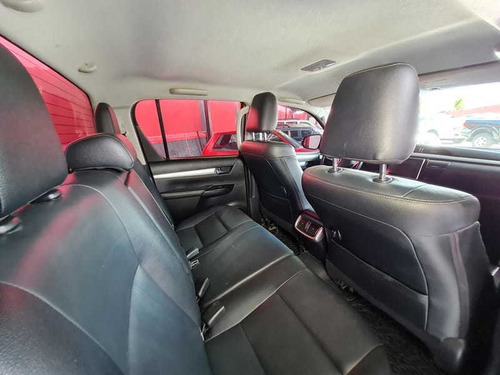 Imagem 5 de 15 de Toyota Hilux 4x4 2.8 Automatico -