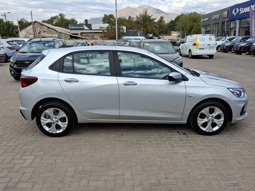 Chevrolet Onix Hb 2023