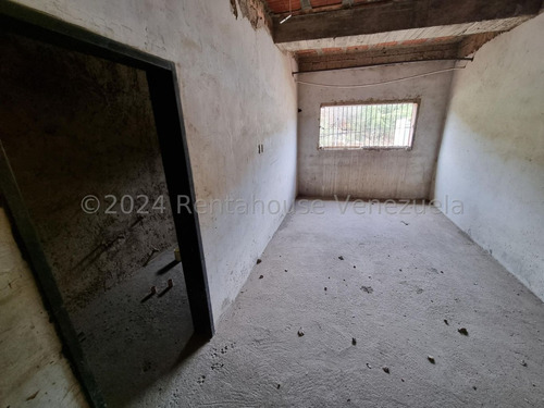 Edificio En Venta Weekend #25-525 Johana Blanco