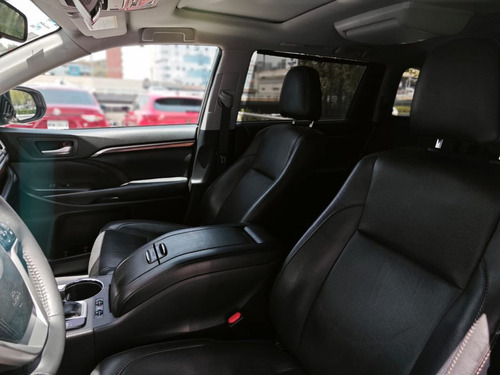 Toyota Highlander 3.5 Limited Panoramic Roof At