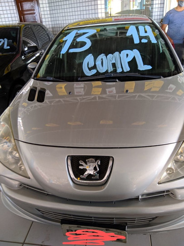 Peugeot 207 Passion 1.4 Sedã