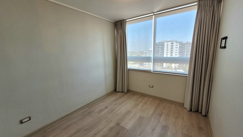 52m2 - 2 Dorm 2 Baños Estacionamiento Y Bodega. La Cisterna