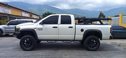 Imagen 4 de 9 de Dodge Ram 2500 4x4