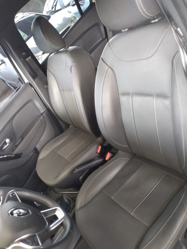 Imagem 7 de 10 de Renault Logan Iconic 1.6 Automático Flex