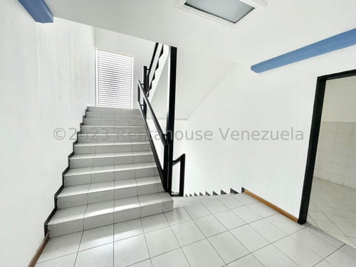 Imagen 4 de 30 de Oficina En Alquiler Zona Centro De Barquisimeto Lara (23-26329) // Invierta Seguro Con Rentahouse//
