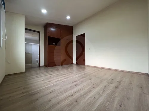 Casa En Venta En Metepec Residencial Santa Cecilia Iii