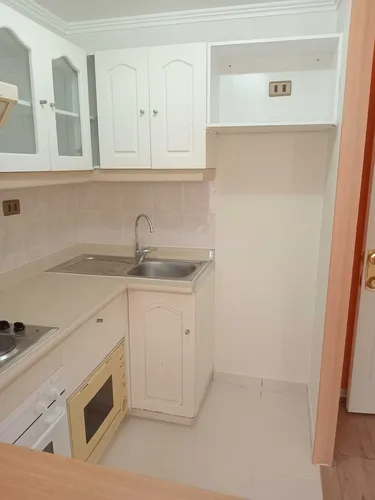 Depto En Arriendo 1d 1b A 5 Min M Sta Lucia (97350)