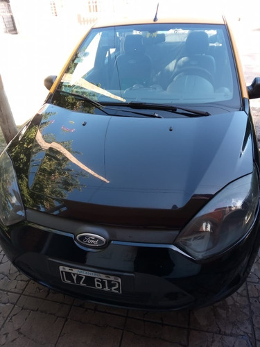 Ford Fiesta Max One Ambiente 1.6 Con Gas Taxi