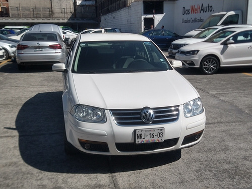 Imagen 1 de 10 de Volkswagen Jetta Clásico 2012 2.0 Gl Team Tiptronic At