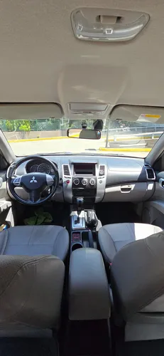 Mitsubishi Montero Sport