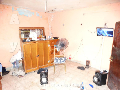 Casa En Venta, Uso Mixto, 6 Recámaras, Listo Remodelar, Calle 6, Sm 63, Av. Uxmal, Canún