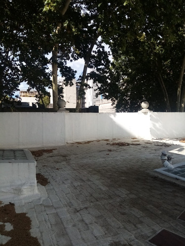 Imagen 14 de 18 de 3 Dormitorios Amplios 2 Balcones Patio Lavadero Y Azotea Exclusiva Apto Frente Soriano Y Paragua Gc3500 Muy Buena Opcion Al Pasos De Rambla Y Del Centro Anda O Cgn Sino Seguros 85 Mts