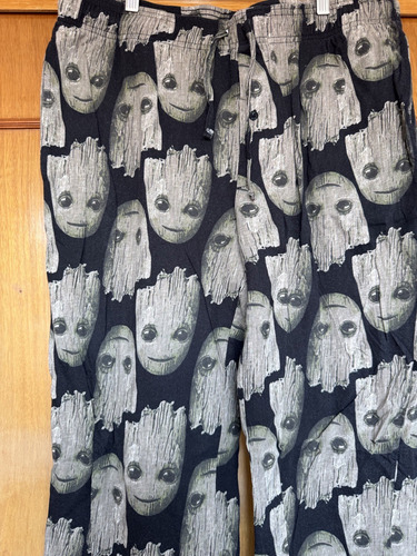 Pijama Marvel Groot (Usado)