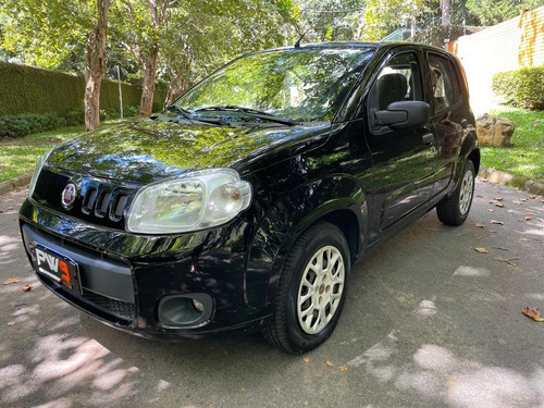 Fiat Uno Vivace/rua